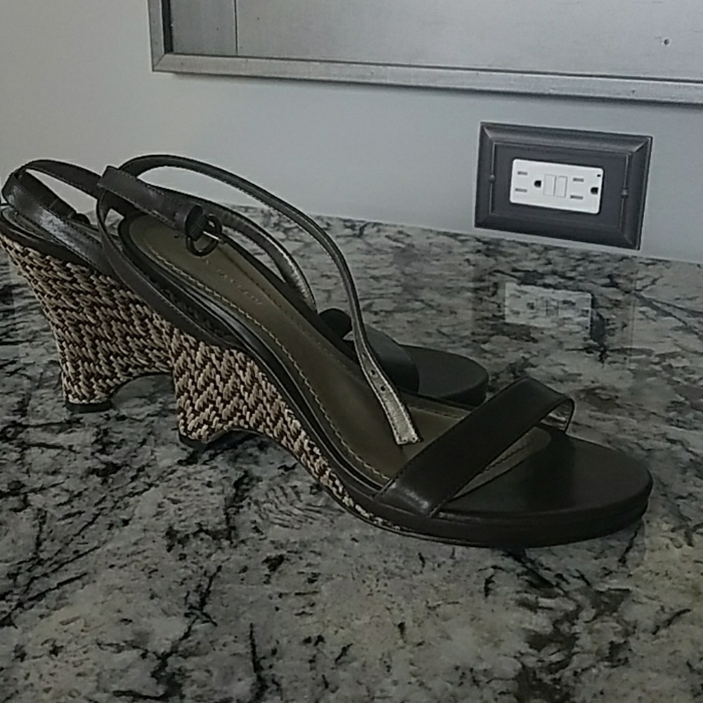 Anne Taylor wedge